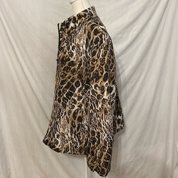 Chico's Weekends Animal Print Lightweight Fall Zip Front Jacket Sz 3 - Picture 3 of 11